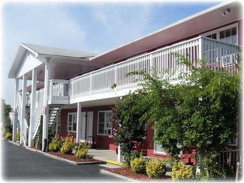 The Burgundy Inn Hotel and Apartments Motel in Ocean City