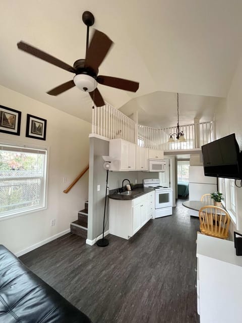 Alder Tiny Home Casa in Woodland Park