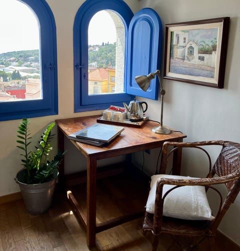 Living room, Seating area, Dining area, Garden view, Sea view, hair dresser