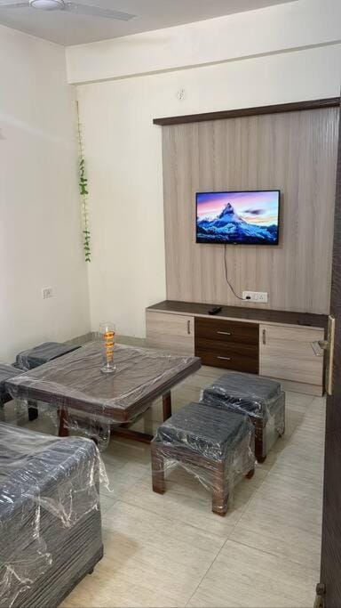 Luxurious Spacious 2 BHK Apartment Apartamento in Jaipur