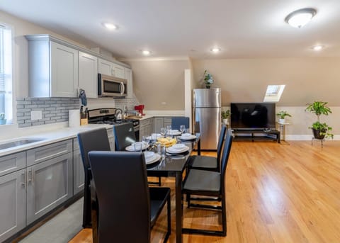 233-3 XMAS 30 PERCENT OFF! Boston family friendly apartment Apartment in Quincy