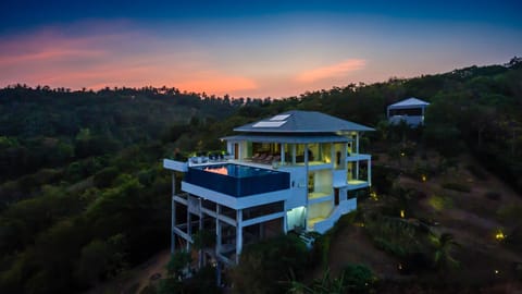 Baan Kuno - Panoramic Views with Total Privacy Villa in Ko Samui