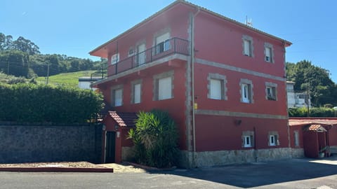 Rural El Bosque Country House in Cantabria