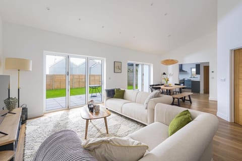 The Hideaway, Modern 3 bed in Tintagel, Cornwall Maison in Tintagel