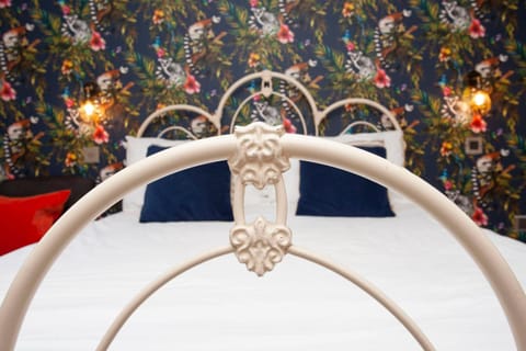 Bed, Decorative detail