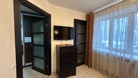 2 room Apartment on Gagarina 102 Condo in Dnipro