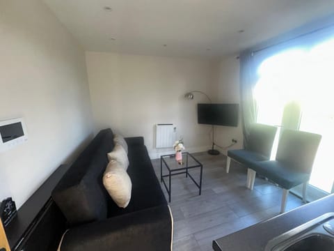 Cheviot loft Apartment in London Borough of Camden