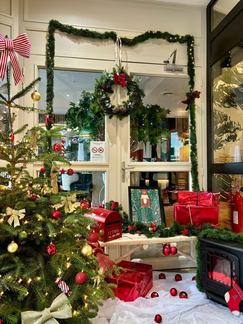 Property building, Decorative detail, Decorative detail