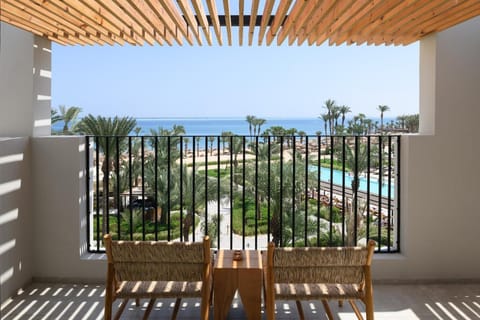 View (from property/room), Pool view, Sea view