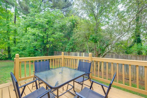 Decatur Vacation Rental with Fenced Yard! Casa in Panthersville