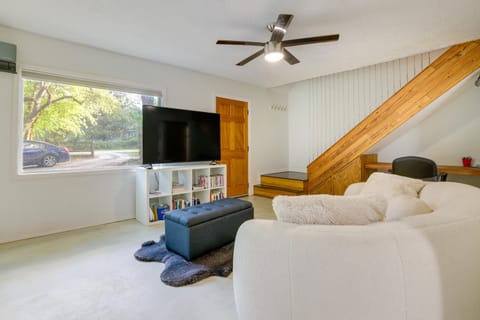Pet-Friendly Gainesville Vacation Rental with Patio! Casa in Gainesville