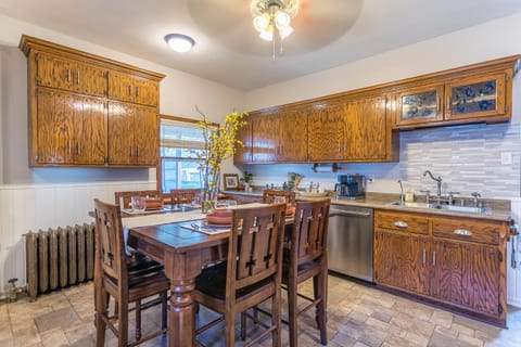 Cottage in the City - Historic Charm, Modern Touch Condominio in Saint Paul