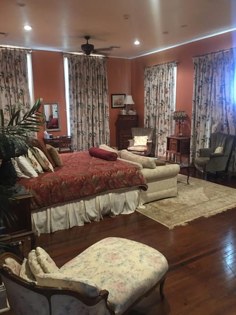 The Lasker Inn Bed and Breakfast in Texas City