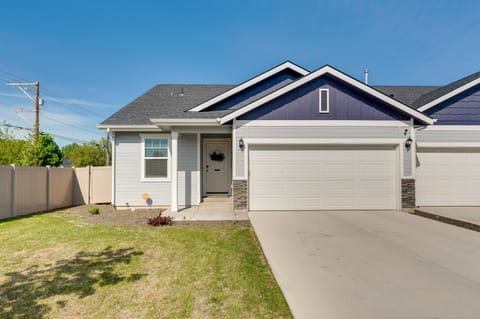 Nampa Vacation Rental with Fenced Yard Near Boise! Haus in Caldwell