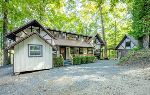 Chestnut Lodge - Family Cabin on Lake Nantahala Villa in Nantahala Lake