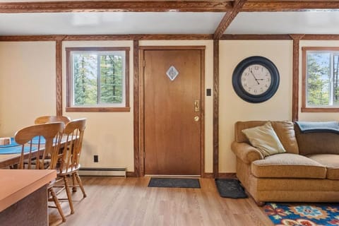 Cozy 2BR Alma Mountain Cabin House in Park County