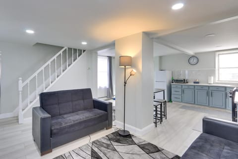 Jersey City Vacation Rental about 8 Mi to NYC! House in Bayonne