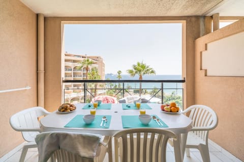 Balcony/Terrace, Dining area, Sea view