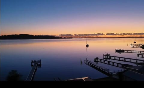 Sparkling Waters House in Lake Macquarie