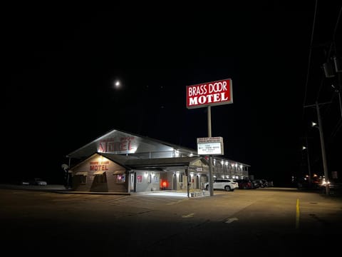 Brass Door Motel Motel in Gassville