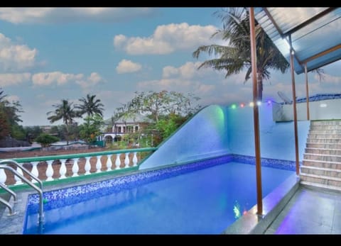 Luxury Royal 4Bhk Villa Lonavala Swimming Pool On Terrace Chalet in Lonavla