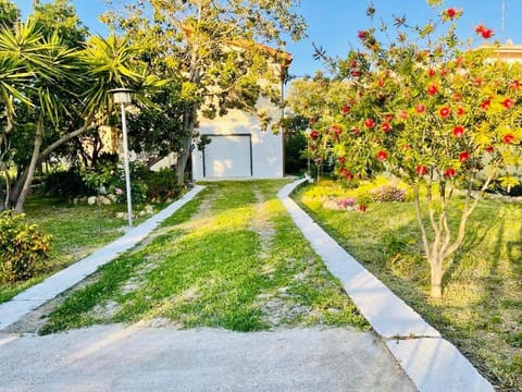 Garden, Garden view