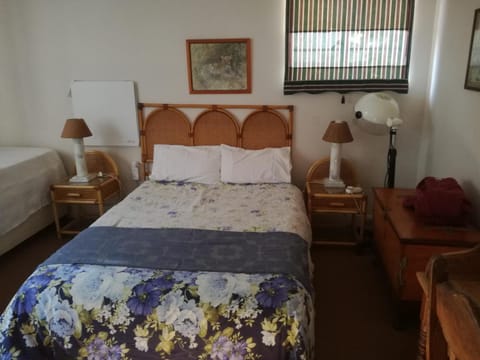 Valley Guest House Bed and Breakfast in Port Elizabeth