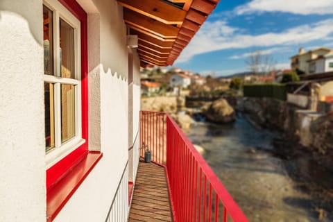 Day, View (from property/room), Balcony/Terrace, River view