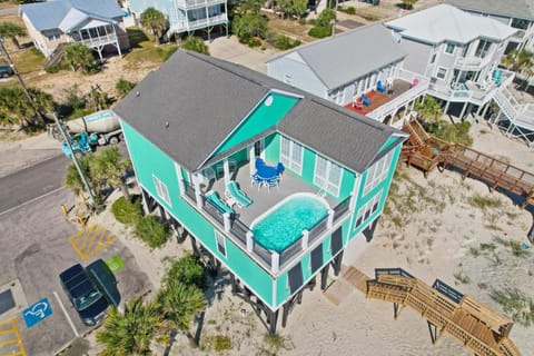 Boss Beach House in Garden City