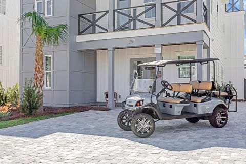 Brand New Pool Spa 6 Seat Golf Cart 3 Min to Beach Casa in Miramar Beach