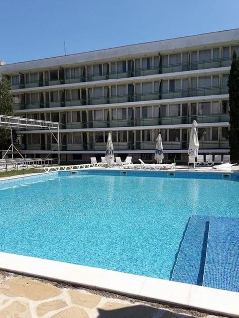 Property building, Pool view, Swimming pool