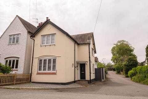 Property building, Street view