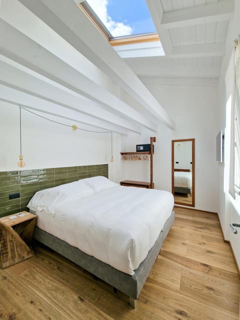Bed, Bedroom, safe, wardrobe