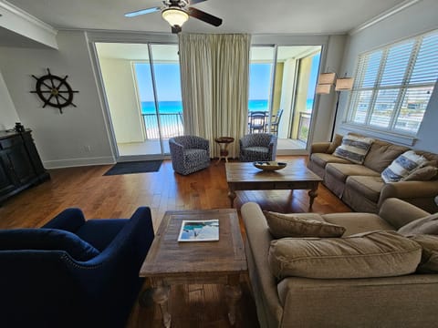 Bella Riva 309 4 bedroom Beachfront Beach set up included House in Okaloosa Island