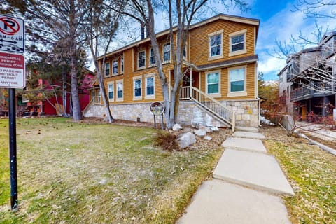 Park City Sunflower Sanctuary Apartment in Park City