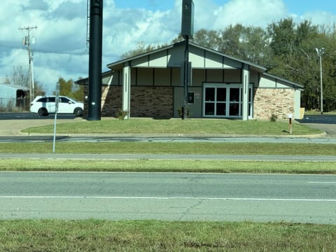 Property building, Street view