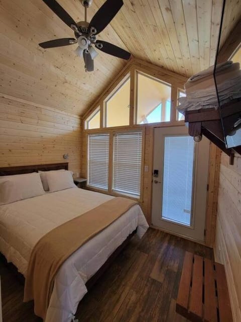 081 Tiny Home nr Grand Canyon South Rim Sleeps 8 House in Grand Canyon National Park