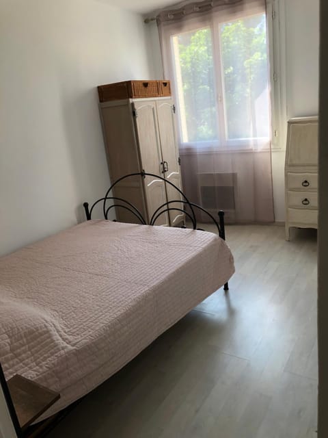 Lo pequelet Apartment in Villeneuve-lès-Avignon