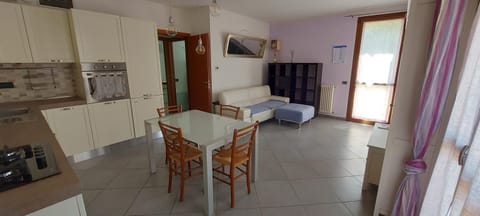 Appartamento con giardino privato Apartment in Rosignano Marittimo