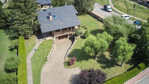 Property building, Garden view, Street view