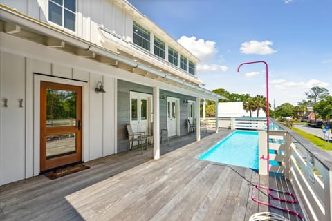 213 W Indian - Unique Pool House -Central Location House in Folly Beach