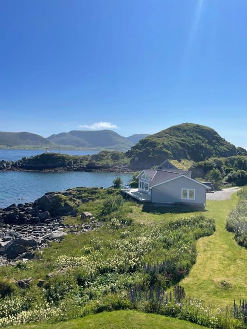 Natural landscape, Lake view, Sea view