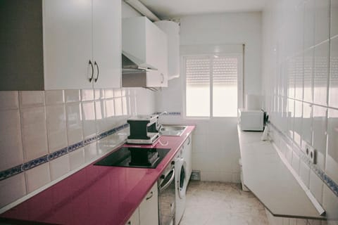 Kitchen or kitchenette, Kitchen or kitchenette