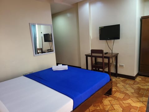 Rooms R Us - Voyagers Palace Hotel in Puerto Princesa