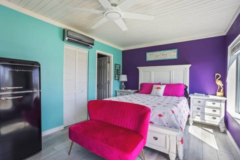 Room in Apartment - Flamingo Room on the Cotee River Übernachtung mit Frühstück in New Port Richey