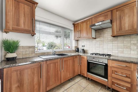 Charming 3BR house with garden in Cambridge - Cherry Hinton Apartment in Cambridge