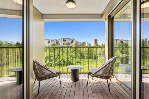 Spring, Day, View (from property/room), Balcony/Terrace