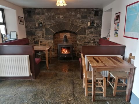 Aille River Tourist Hostel and Camping Doolin Hostel in Doolin