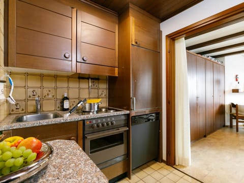 Apartment Residenza Chesa Margun 34-7 by Interhome Apartamento in Saint Moritz