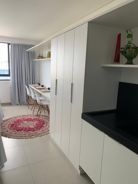 Kitchen or kitchenette, Dining area, wardrobe